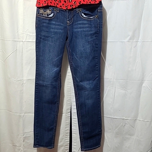 Request jeans size 7/28 blue color - Picture 1 of 16